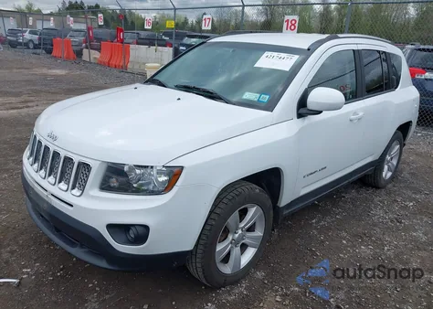 2014 Jeep Compass Latitude из США, поврежденный, VIN 1C4NJDEB6ED827134